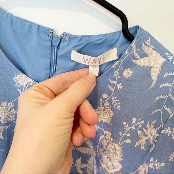 Wayf Maxi Dress - Picture 4 of 6